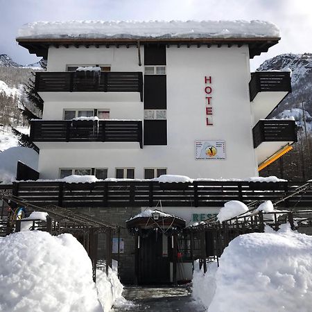 B&B Matterhorn Golf Randa Esterno foto