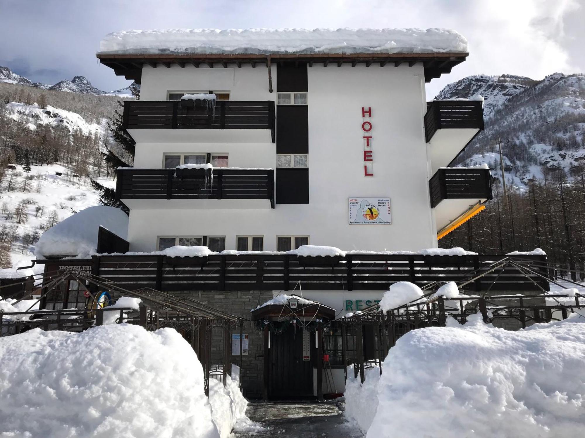 B&B Matterhorn Golf Randa Esterno foto